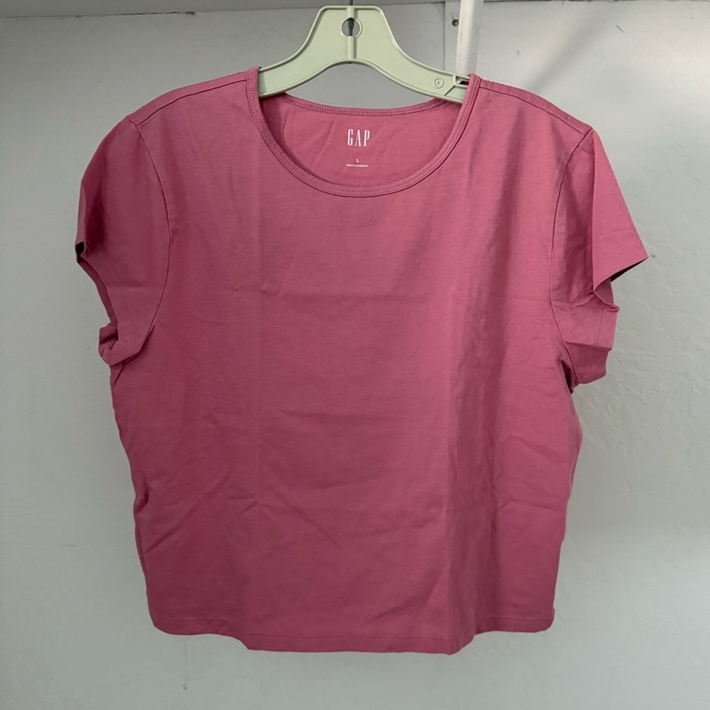 Bundle 3 for 50% off NWOT Gap Cotton Jersey Baby Tee in Rosetta Pink